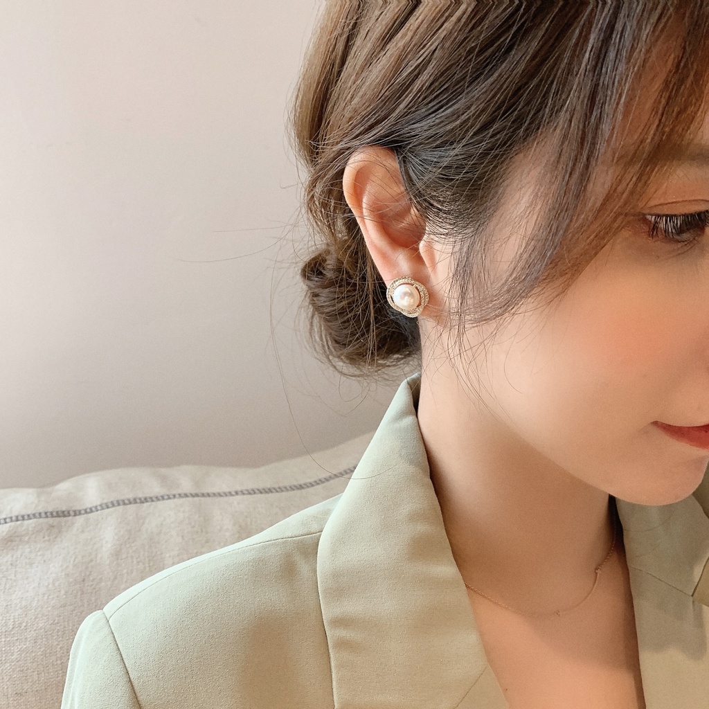 Bông tai nữ ngọc trai nhân tạo đính đá Eleanor Accessories chuôi bạc 925 kiểu Hàn Quốc phụ kiện trang sức thời trang đẹp