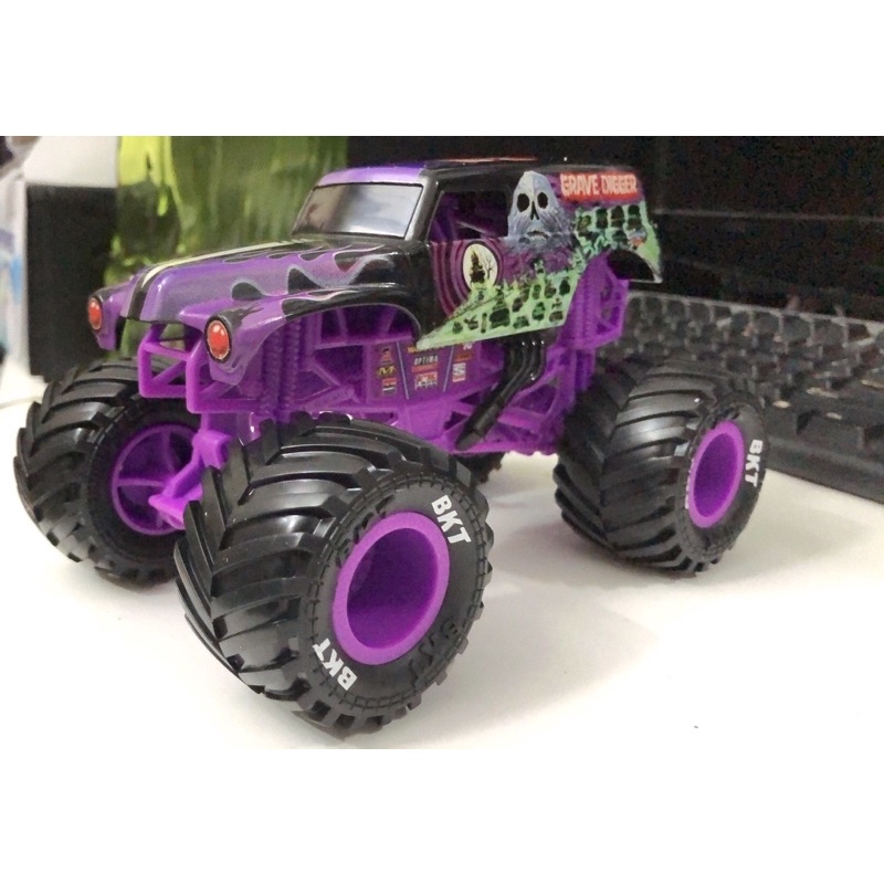 Xe Monster Jam hàng VNXK 1:24
