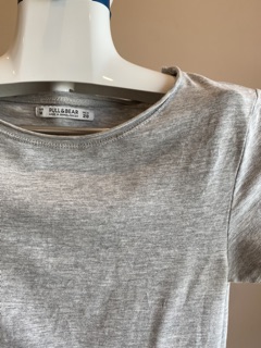 Áo thun Pull & Bear xám size M thanh lý (ảnh thật)
