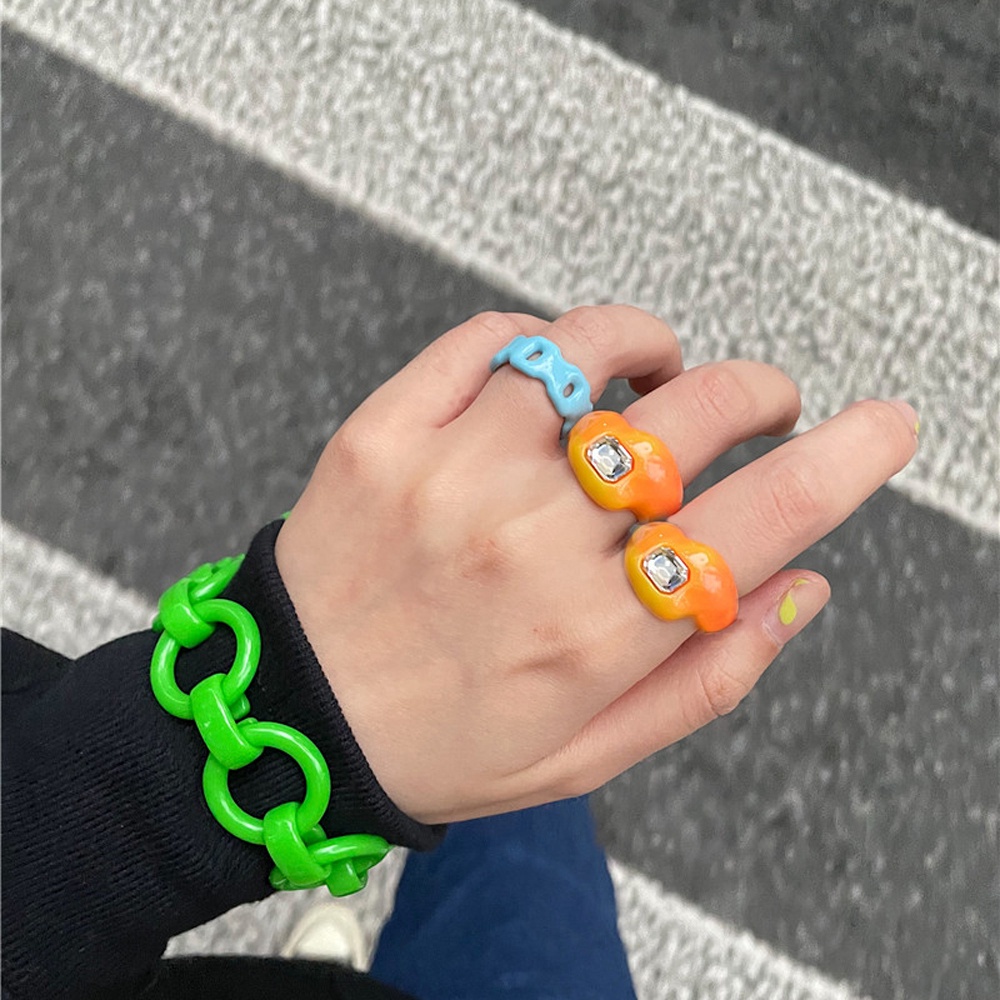 Bộ 4 Nhẫn Acrylic Họa Tiết Hình Học Màu Sắc Ngọt Ngào Thời Trang Hàn Quốc Cho Nữ