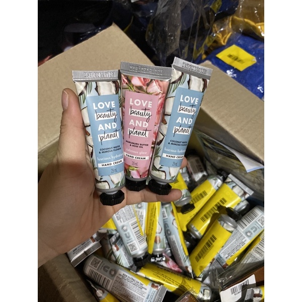 Combo 2 típ kem dưỡng da tay Love Beauty and Planet 29ml*2