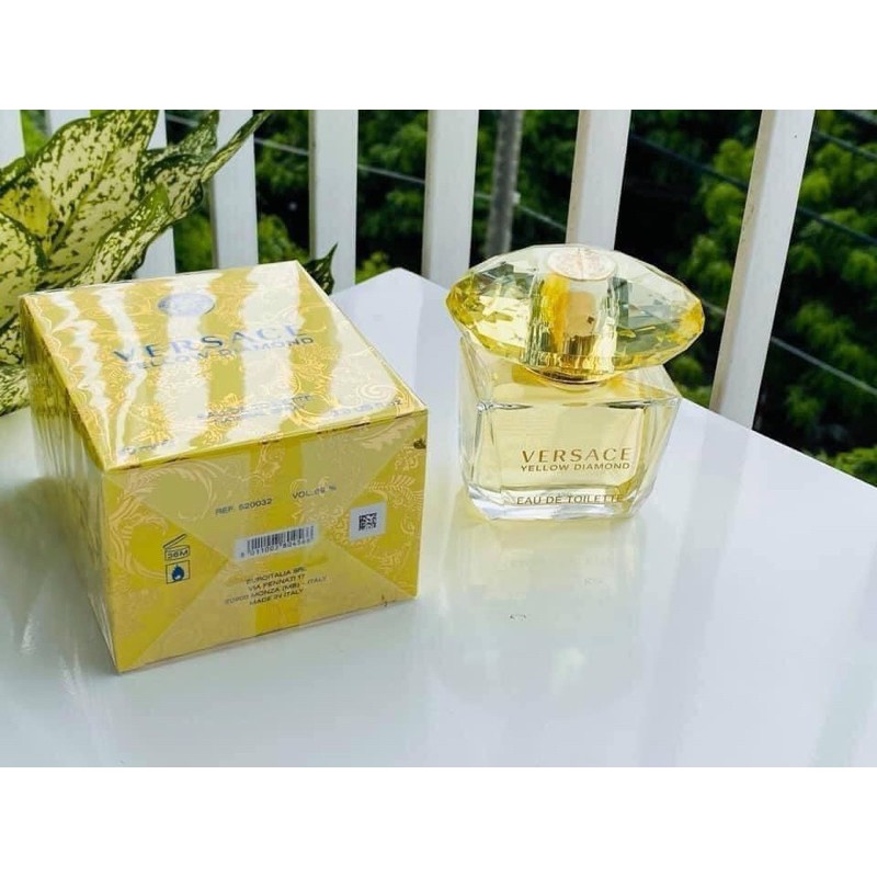 Nước hoa nữ Versace Vàng For Women - Nhẹ nhàng, tươi trẻ    Versace Yellow Diamond 90ml