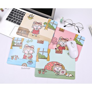 Lót Chuột Cô Gái Váy Đỏ