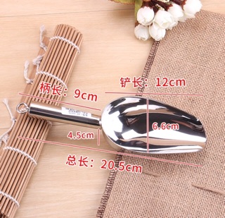 Dụng cụ xúc đá inox