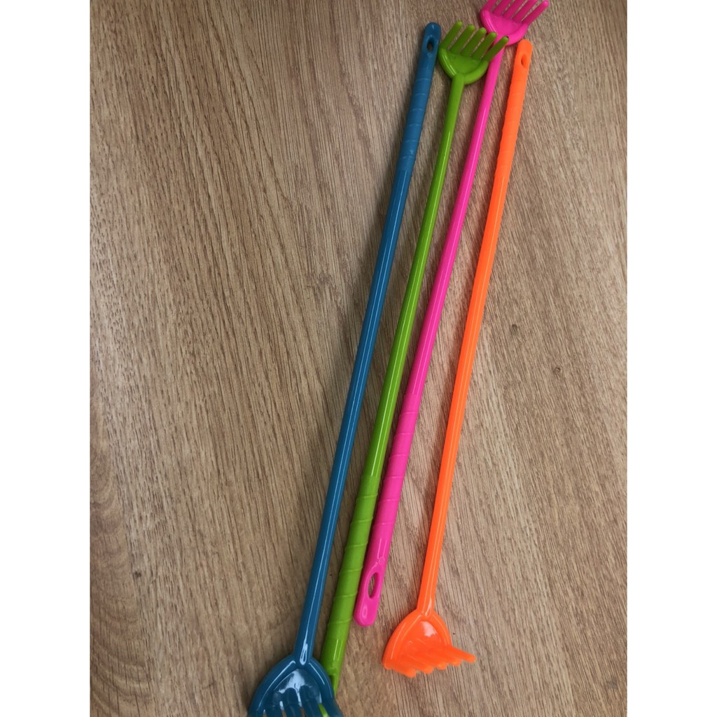 Gãy lưng nhựa dài 37 cm nhiều màu  shop bán giao màu ngẫu nhiên