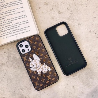Ốp iphone hoạ tiết lv chó pug cao cấp full box