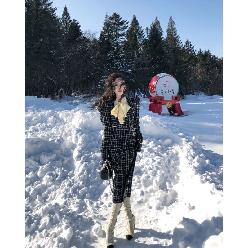 Áo Khoác Len Dáng Ngắn Họa Tiết Kẻ Sọc Thời Trang Cao Cấp Năm Mới 2022