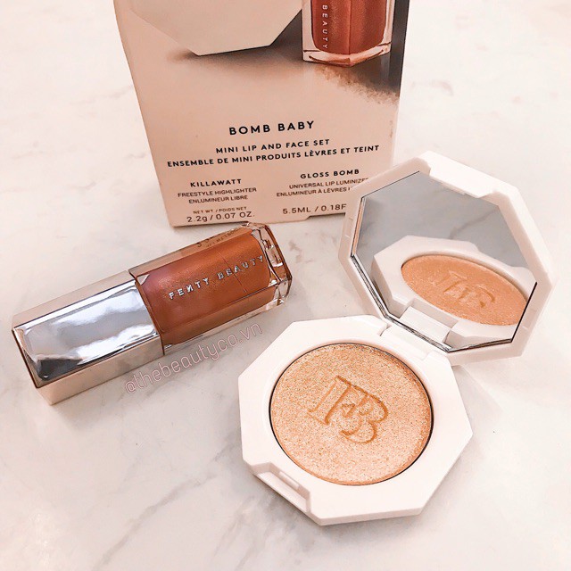 Set highlighter Fenty Beauty Bomb Baby Mini lip and face set