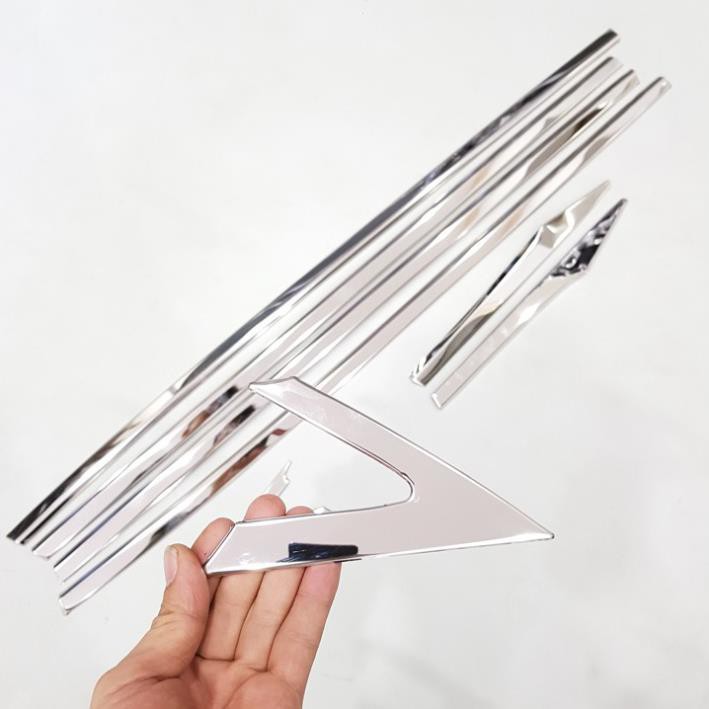 Nẹp chân kính Honda Civic 2008