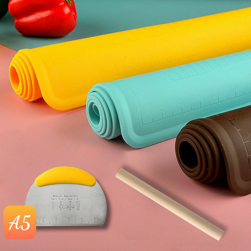 sét thảm nhào bột bằng silicon,gồm con lăn và dụng cụ cắt bột#