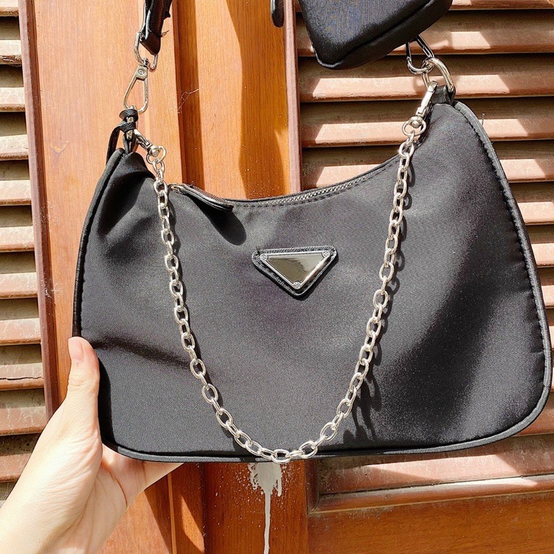 Túi Đeo Chéo 3in1 BLACK BAG chất vải dù đen trơn basic có thể đeo được nhiều kiểu set gồm 1 túi to và túi nhỏ