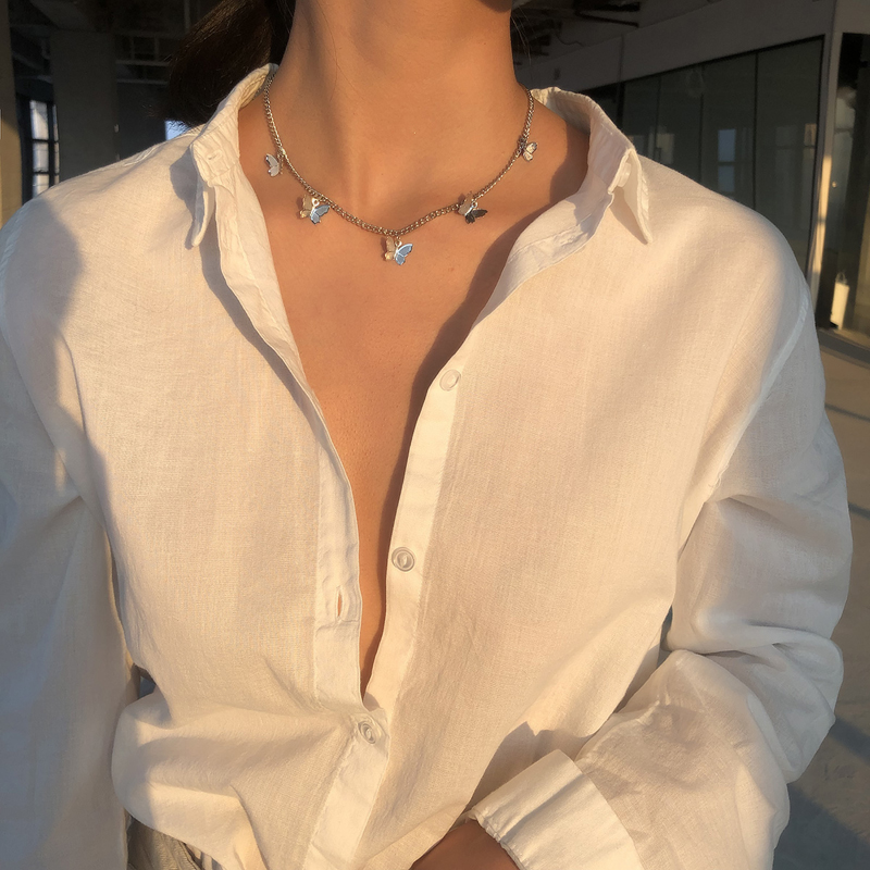 Dây chuyền choker mặt hình bướm dễ thương ấn tượng dành cho bạn nữ