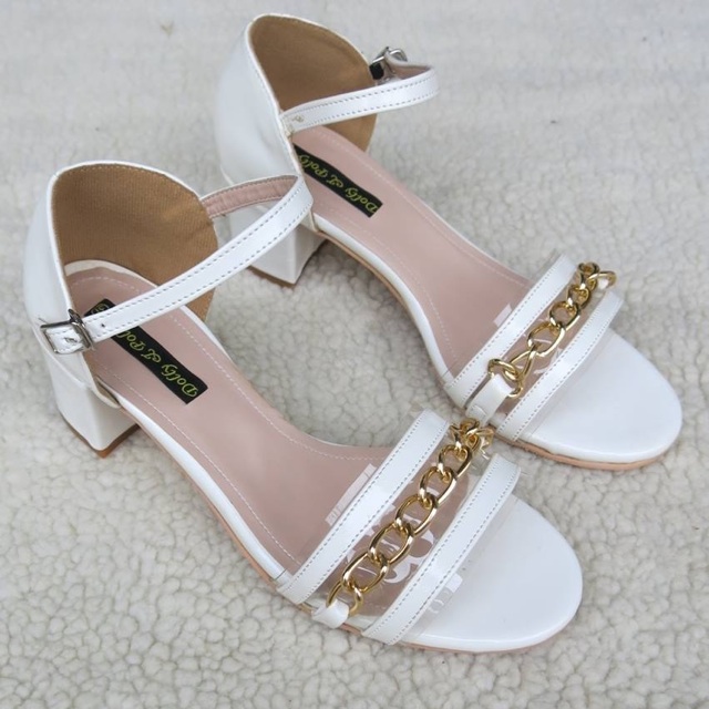 Sandal xích Dolly & Polly