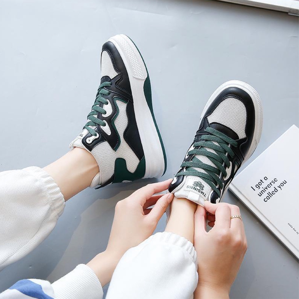 Giày Sneaker Nữ Cổ Cao BLUEWIND Đế Mềm Tôn dáng, Giày Thể Thao Nữ Dáng Hàn Quốc 68841