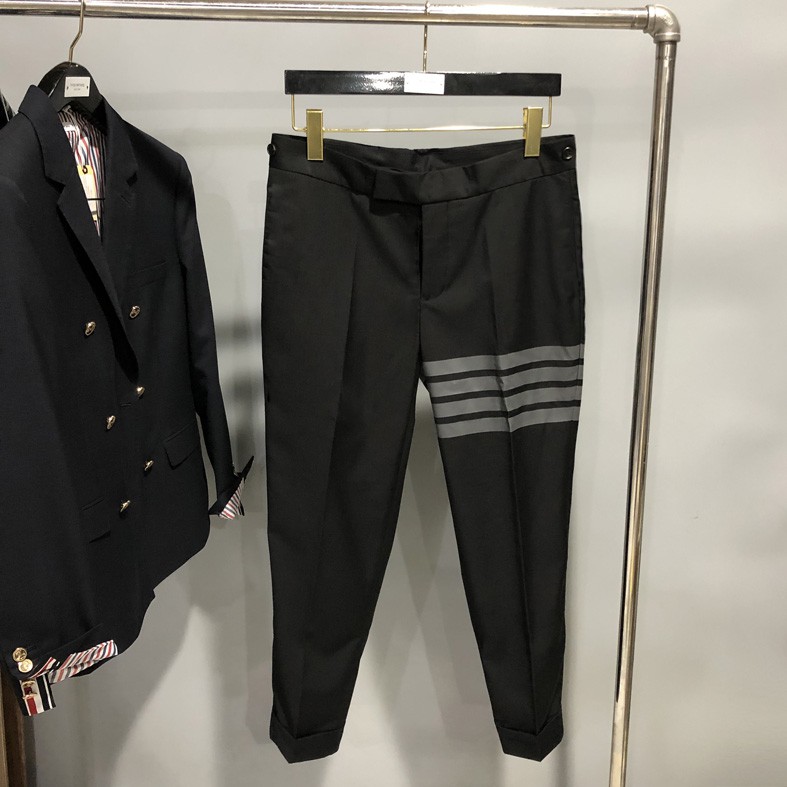 QUẦN ÂU THOM BROWNE NAM ĐEN KẺ XÁM