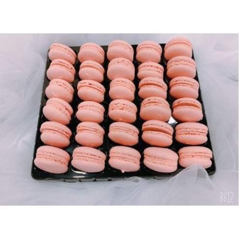 HỘP 30 CẶP BÁNH MACCARON TRANG TRÍ BÁNH KEM