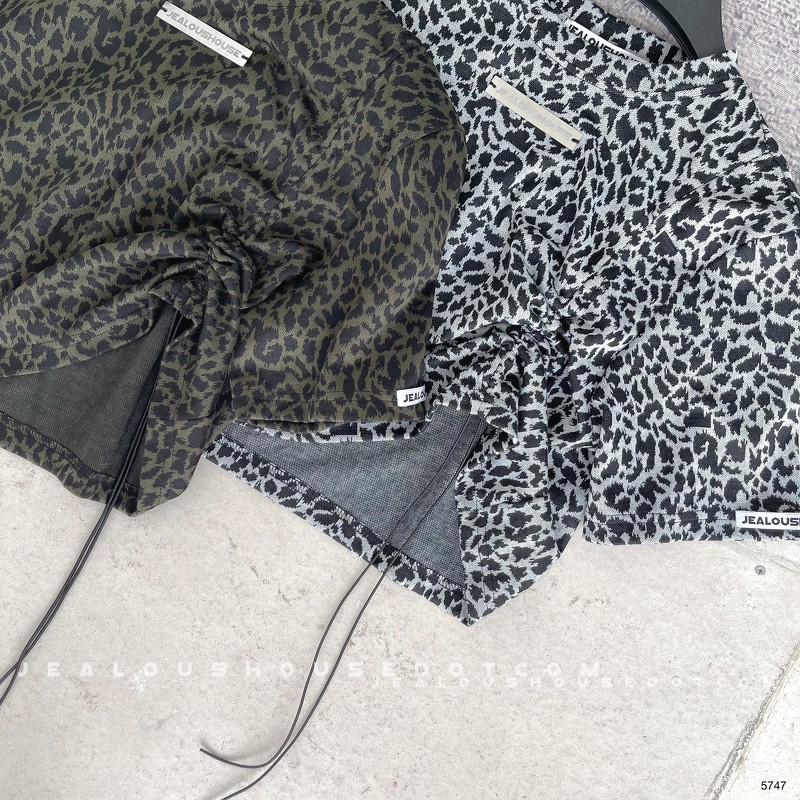 [Mã WASKT304 giảm 15% tối đa 30K đơn 99K] Áo croptop da báo dây rút ss01 5747 | BigBuy360 - bigbuy360.vn