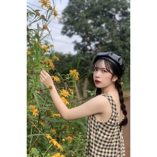 Đầm caro hở lưng dáng dài màu nâu vintage