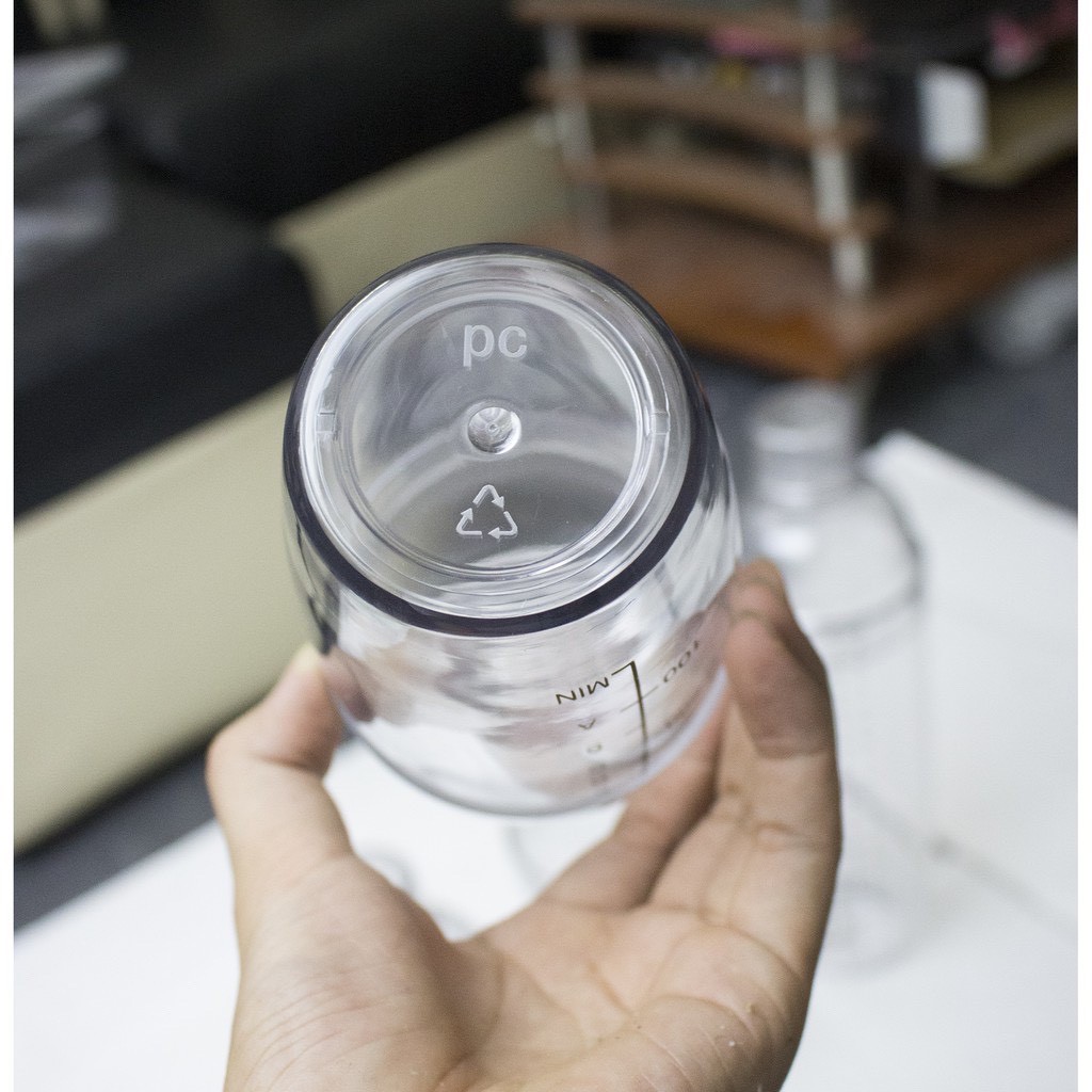 Bình lắc Shaker pha chế nhựa chia vạch đen 350ml - 500ml - 700ml - 1000ml - Núm đậy nắp bình lắc