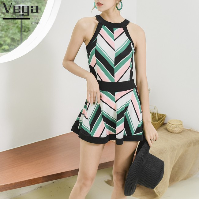 Set Đầm Đi Biển Họa Tiết Cổ Điển Và Quần Lót Cho Nữ | BigBuy360 - bigbuy360.vn