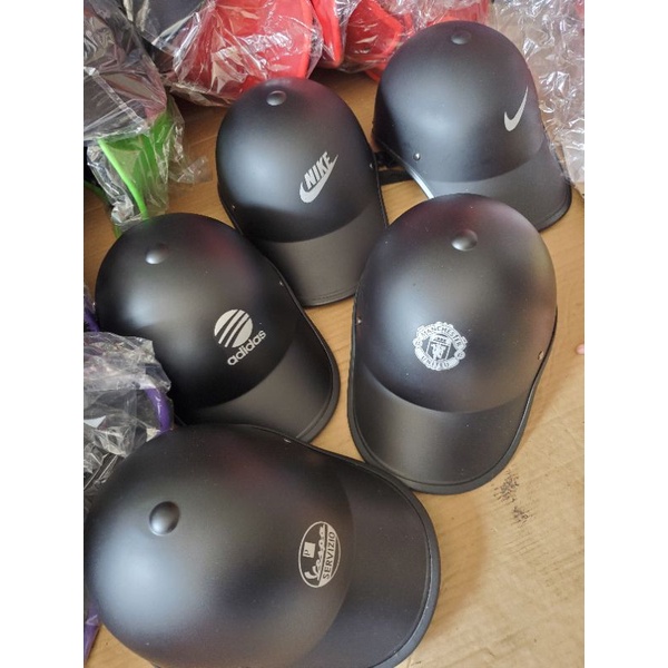 Mũ Bảo Hiểm Lưỡi Trai Nam Nữ Thời Trang Sành Điệu 💕 Nón Bảo Hiểm Lưỡi Trai Nam Nữ Đẹp Nhiều Màu Nhiều Hình In