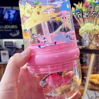 Bình nước phun nước cá voi