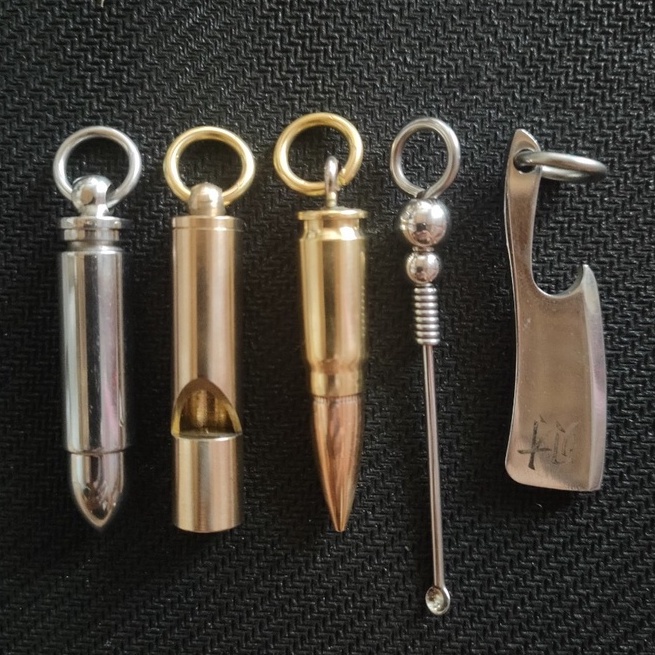 Móc khóa vỏ đạn phụ kiện móc khóa inox sáng đẹp