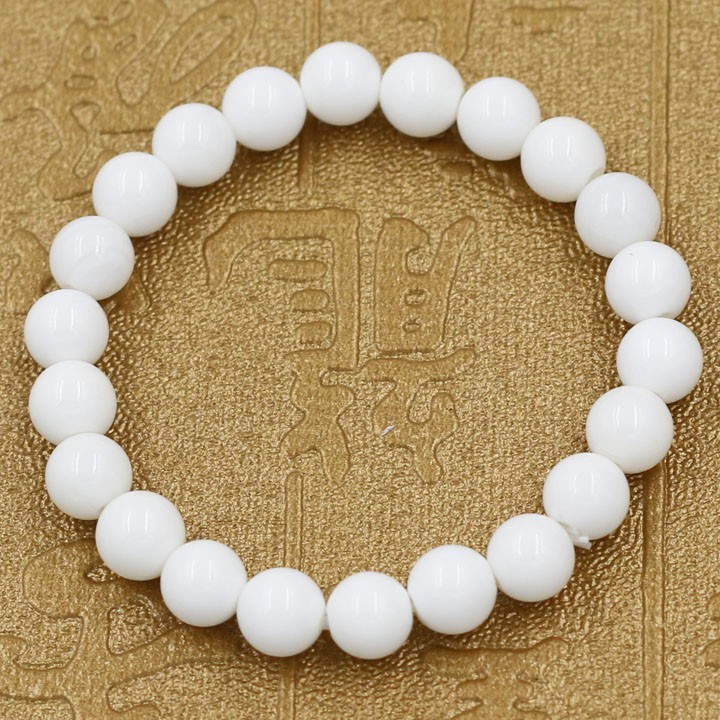 Vòng chuỗi san hô trắng 8 ly 22 hạt