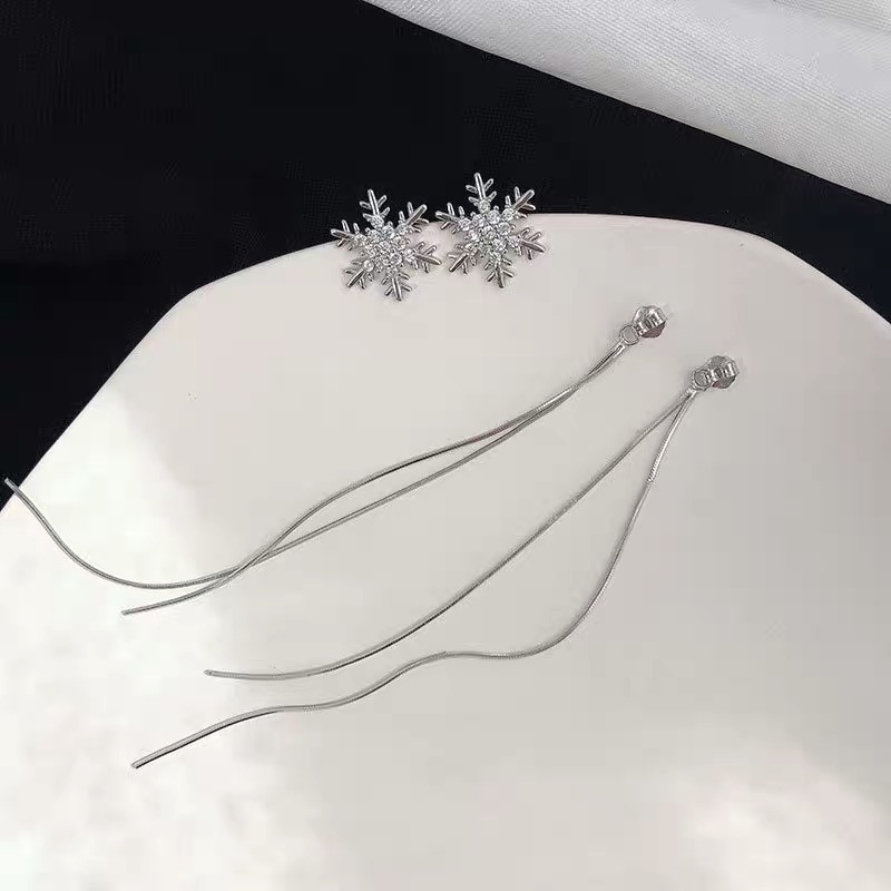 Snowflakes Long Chain Drop Earrings khuyên tai hoa tuyết phong cách hàn quốc sang chảnh