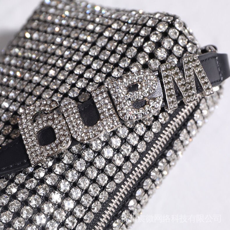 Túi Xách Đeo Vai Hình Vuông Nhỏ Gọn Đính Đá Lấp Lánh Phong Cách Mới 2021 Thời Trang Cho Nữ