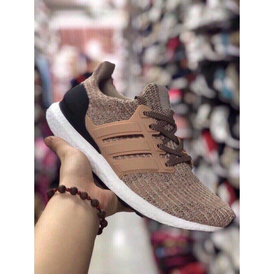 Giày Ultra Boost hàng mới về