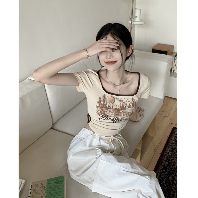 Áo Thun Ngắn Cổ Vuông In Chữ Phong Cách Retro Mỹ