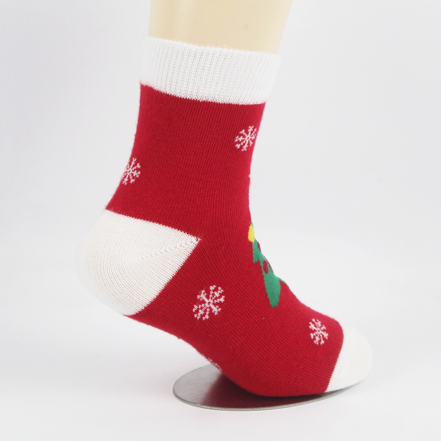 Tất trẻ em từ 3-8 tuổi họa tiết cây thông Noel