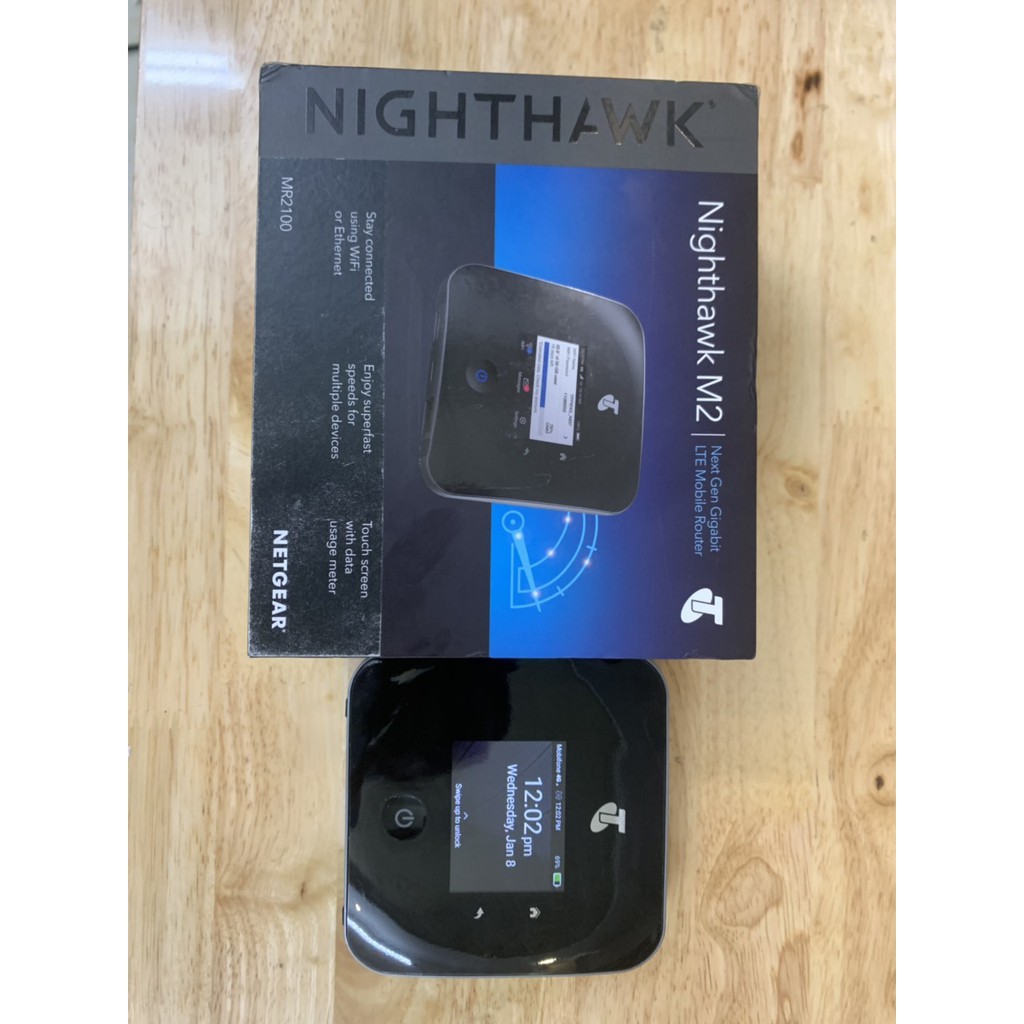 Bộ phát wifi Netgear Nighthawk M2 (MR2100) tốc độ 2Gbps, pin 5040 mAh,hỗ trợ 2 băng tần 5gb/s và 2.4 gb/s  (sẵn hàng) | BigBuy360 - bigbuy360.vn