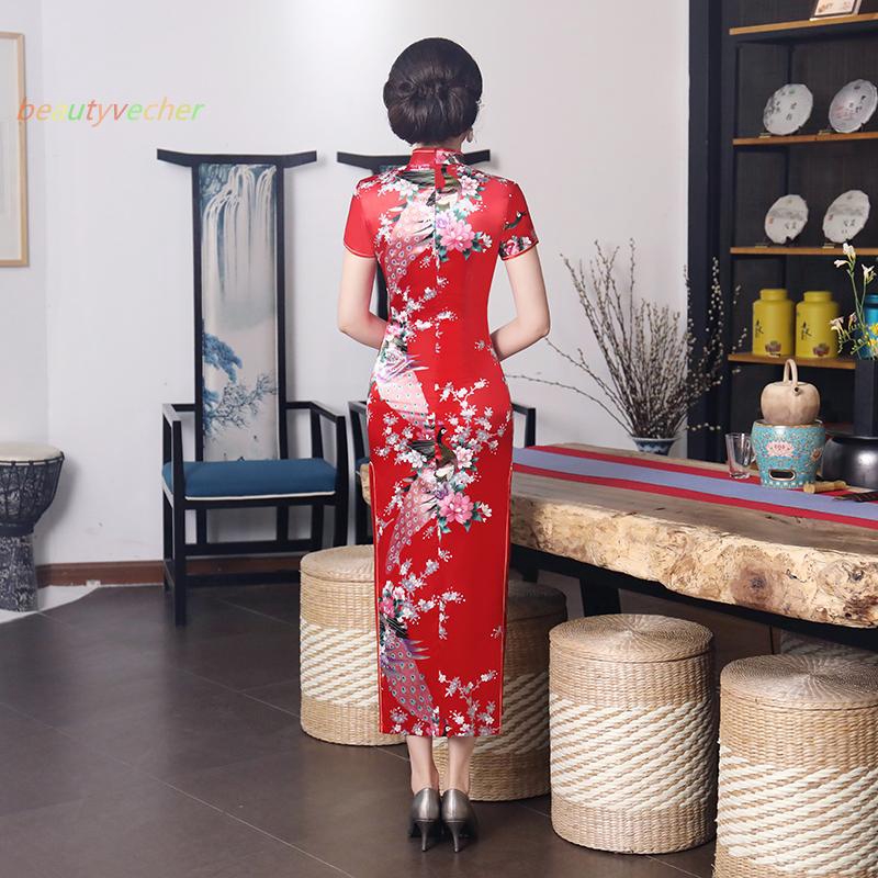 Sườn xám lụa satin in hình chim sếu phong cách vintage