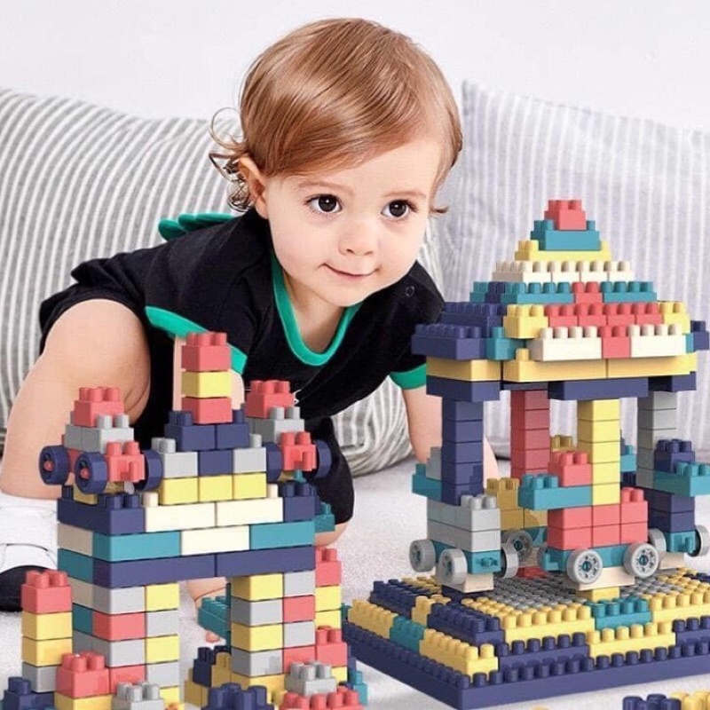 Bộ LEGO 520 chi tiết giúp phát triển tư duy cho bé