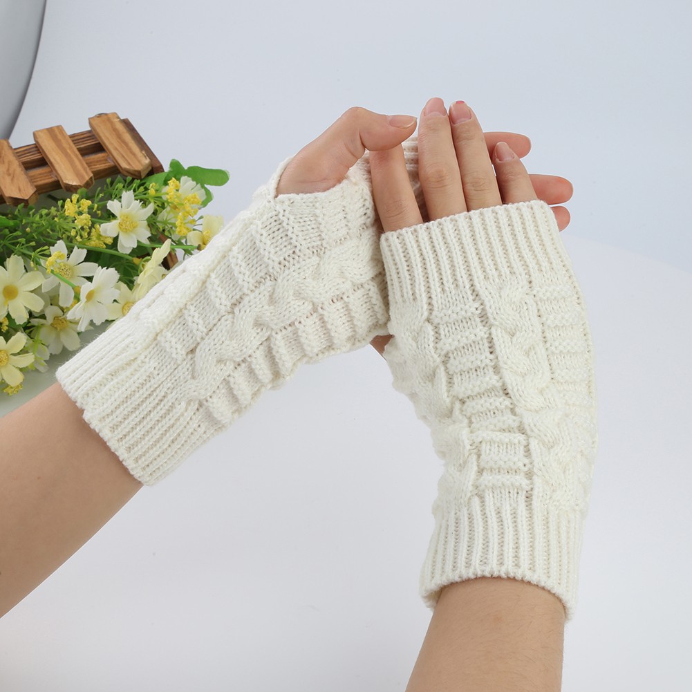 Găng Tay Len Dài Hở Ngón Mềm Mại Giữ Ấm Mùa Đông Cho Nữ