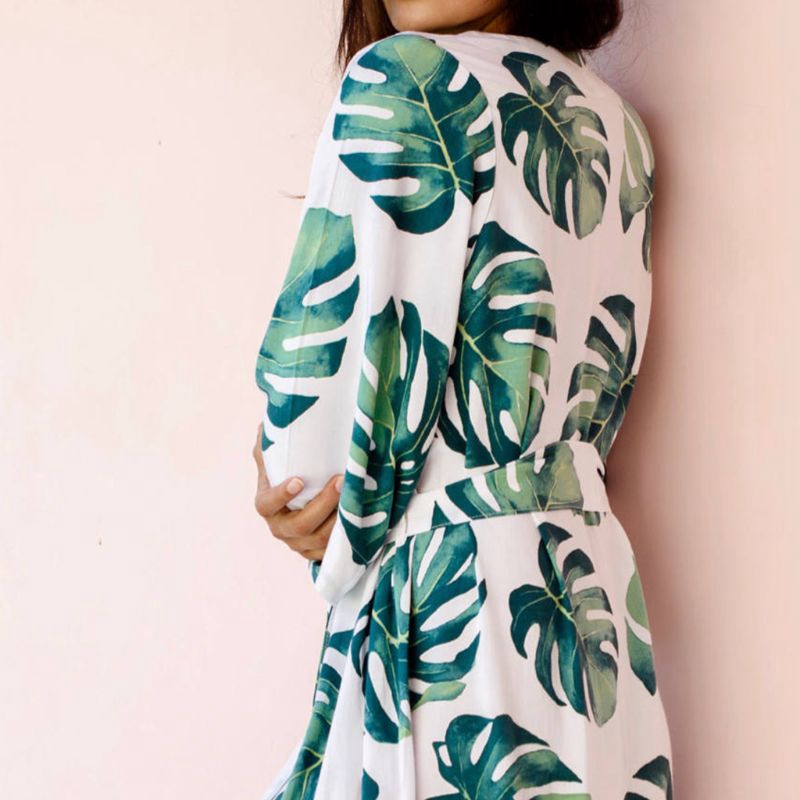 Áo Choàng Tắm Biển Kiểu Kimono Họa Tiết Lá Cây Nhiệt Đới