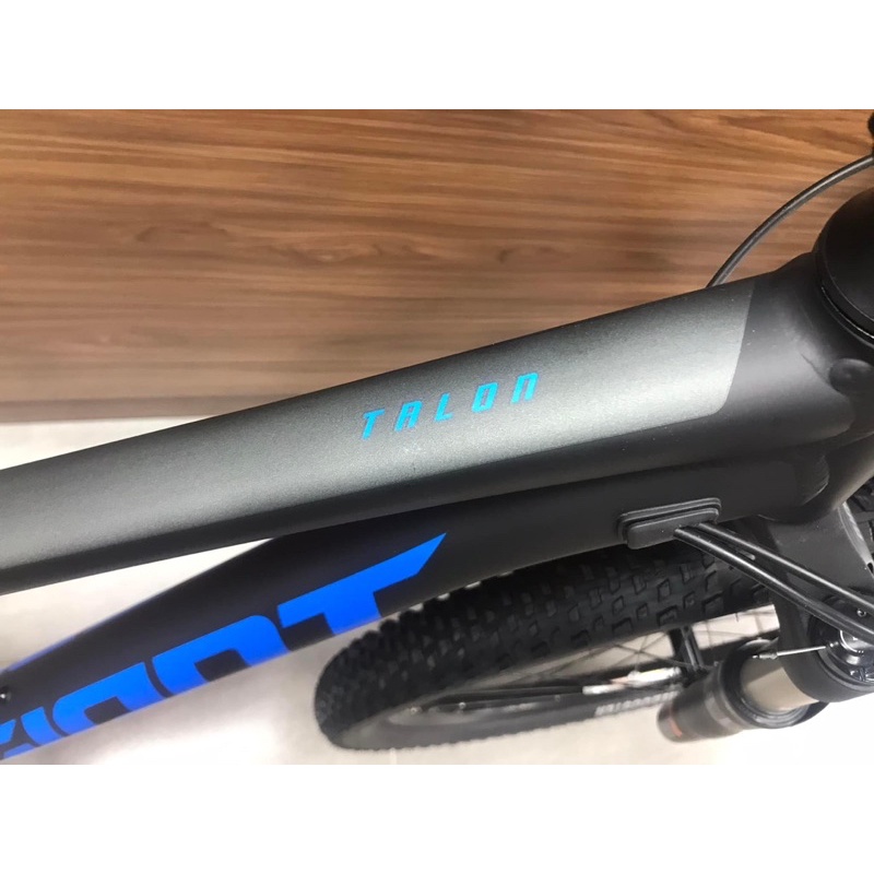 XE ĐẠP ĐỊA HÌNH GIANT 2022 TALON 1 – ASIA