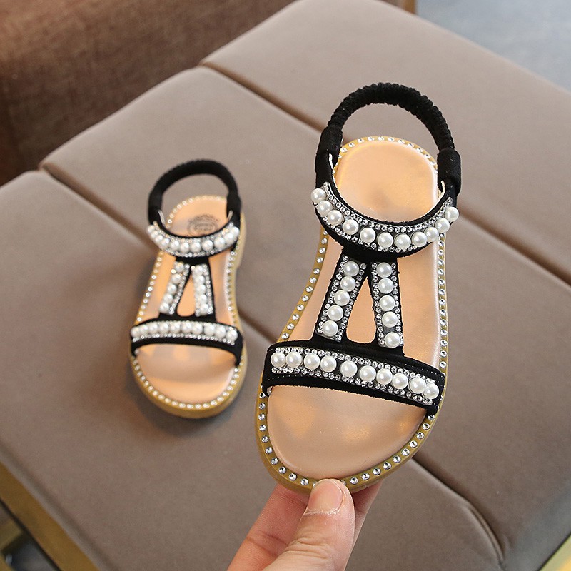 Giày sandal đính ngọc trai dễ thương cho bé gái