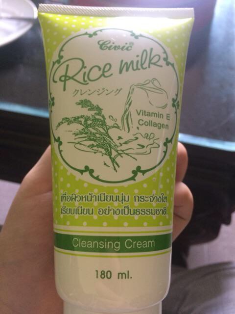 Sữa rửa mặt gạo Civic Rice milk Thái Lan 180ml
