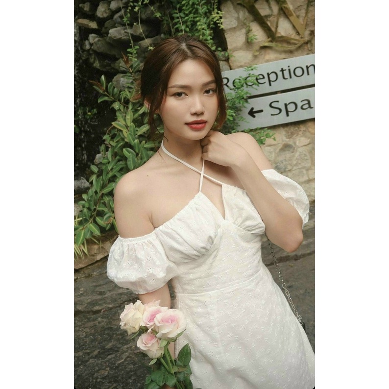 Đầm đi tiệc cổ yếm váy nữ màu trắng đi đám cưới trễ vai dáng xòe sang trọng