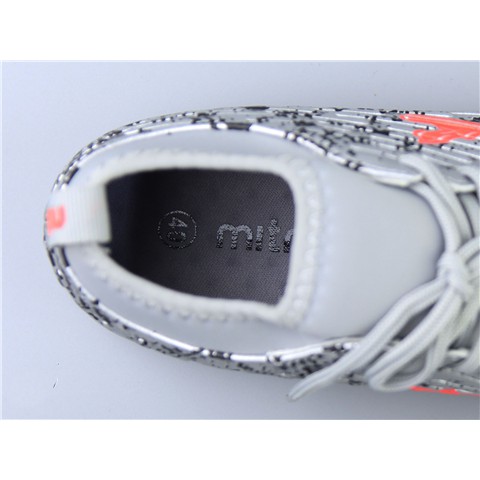 Giày bóng đá sân cỏ nhân tạo chính hãng MITRE, màu trắng bạc