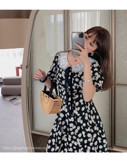 Đầm Daisy Cổ Bèo Thắt Nơ