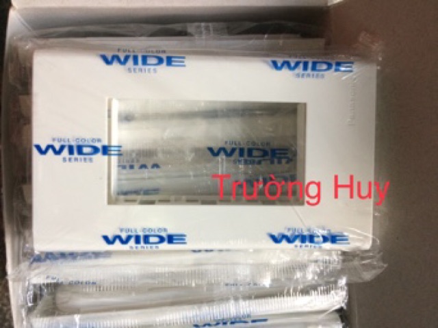 mặt 1,2,3 lỗ Panasonic - dòng WIDE