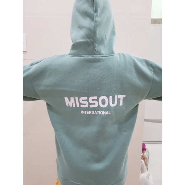 Áo Khoác Nỉ Missout 💖FREESHIP💖 Khoác Nữ Đủ Màu - Form Unisex  Kiểu Áo Hoodie Có Dây Kéo Nữ Size M và L