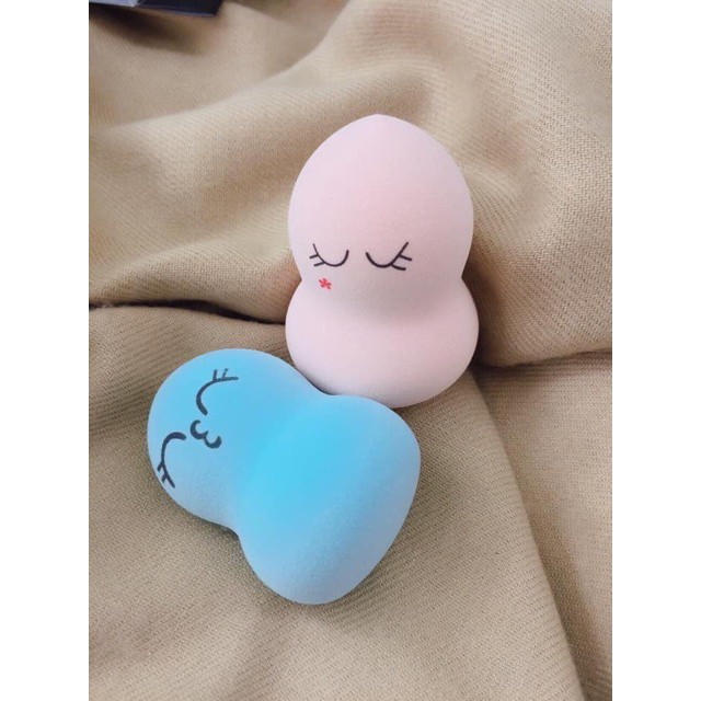 Mút tán kem nền Miniso Emoji cute 2 bé