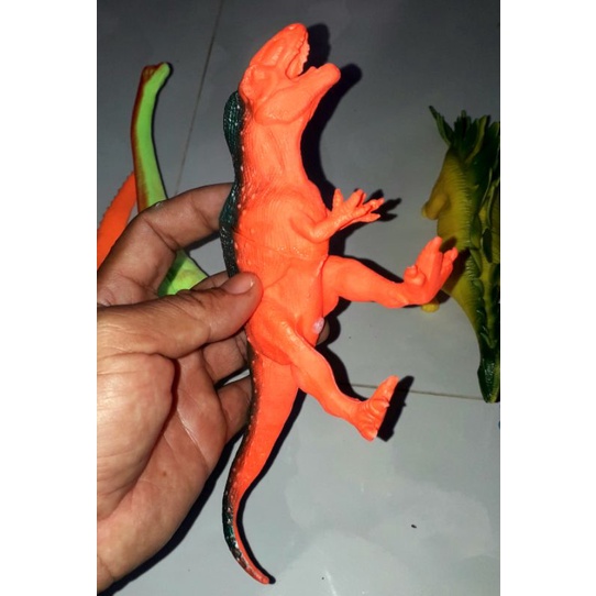 Sét 6 con khủng long bằng nhựa bóp kêu chít chít rất đẹp