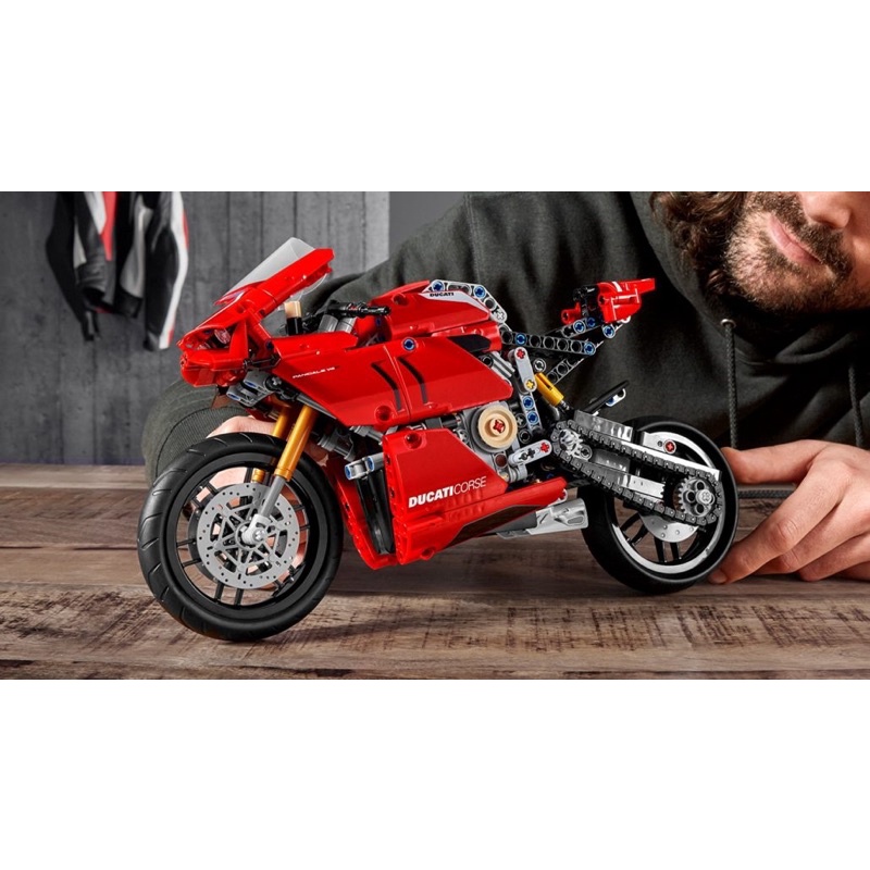 Lego chính hãng - Ducati V4 - 42107