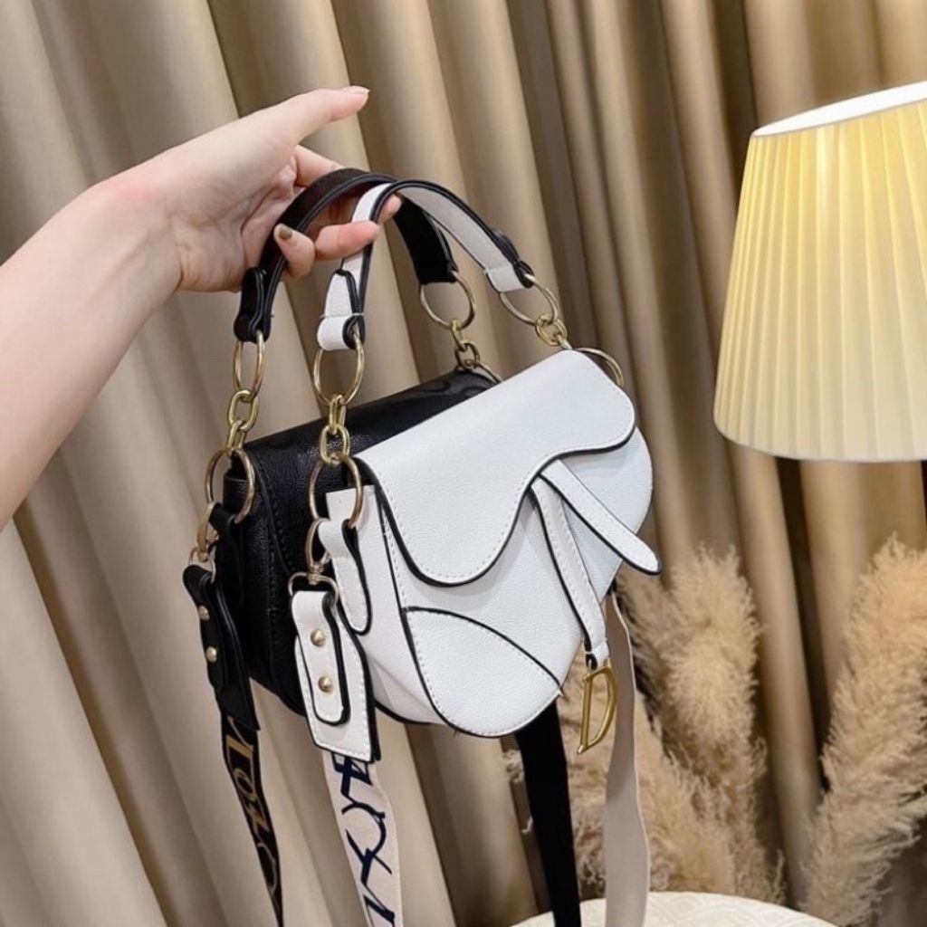 Túi xách nữ mã YN02, túi yên ngựa đeo chéo, cầm tay, ảnh thật, chất liệu da tổng hợp mềm mịn chắc chắn, 2 màu đen trắng